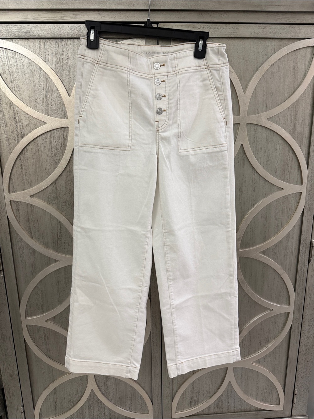 Chico's Cream Wide-Leg Button-Front Pants